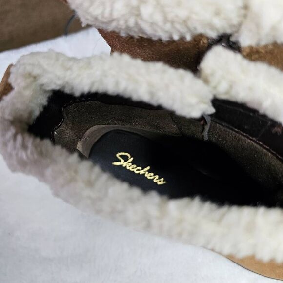 Skechers 48695 Boot Suede Leather Faux Fur Lining Wedge Size 9.5 - Picture 14 of 14